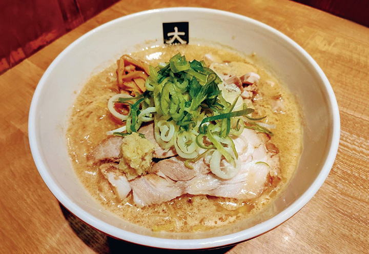 大島　札幌味噌ラーメン　すみれ